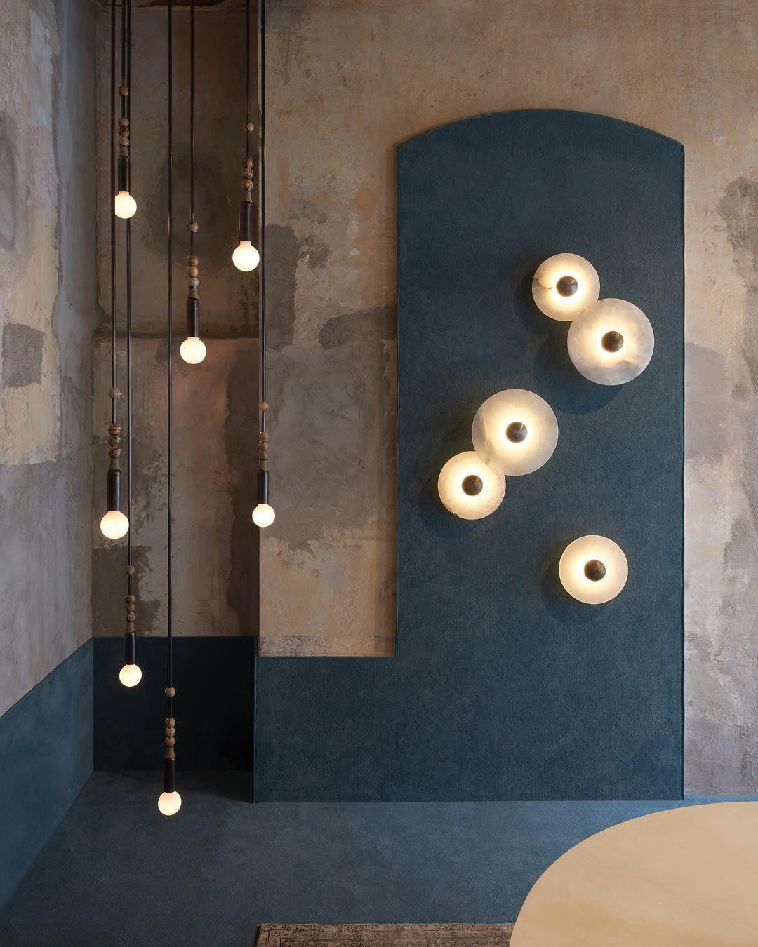 Apollo Round Alabaster Wall Lamp
