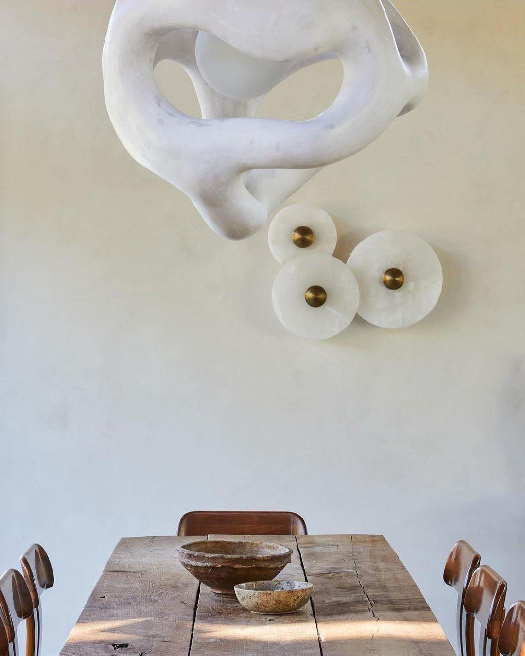 Apollo Round Alabaster Wall Lamp
