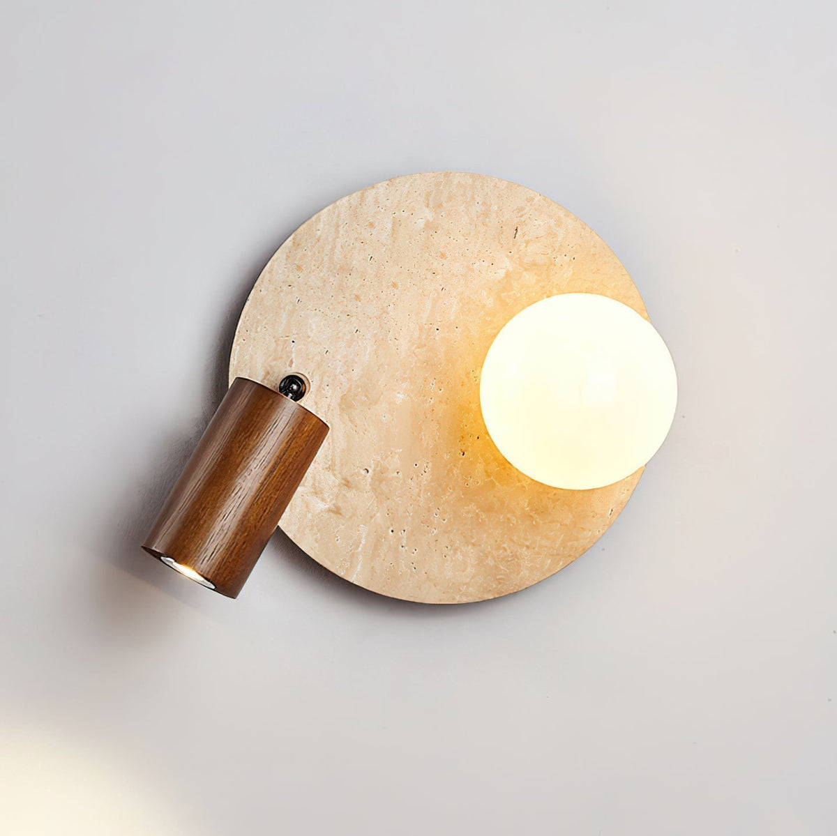 Luka Wall Lamp