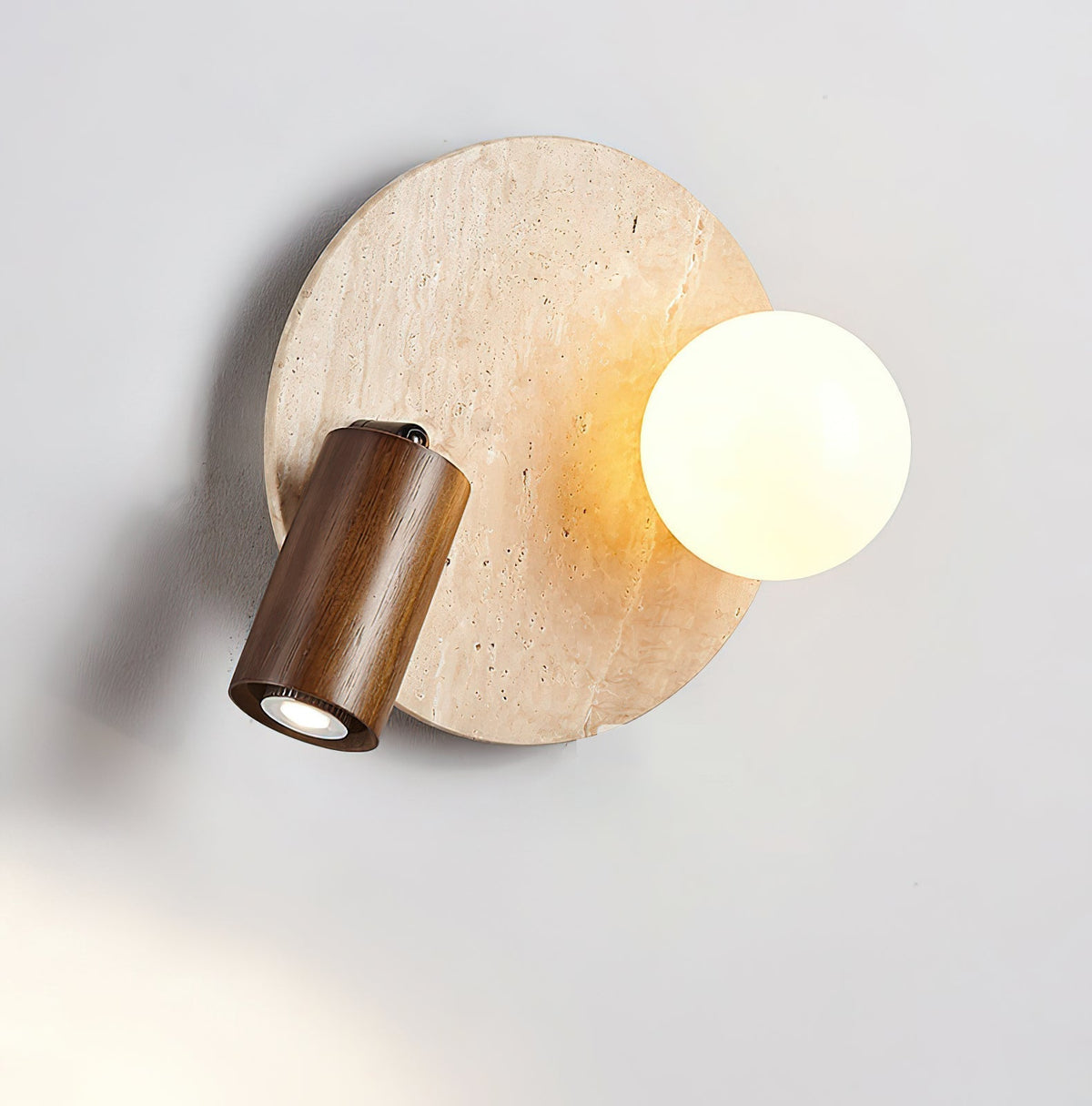 Luka Wall Lamp