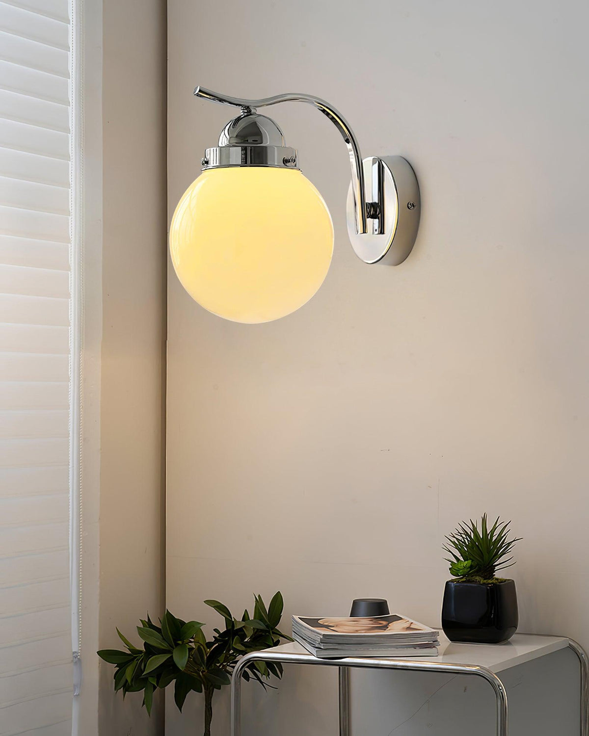 Velisette Wall Lamp