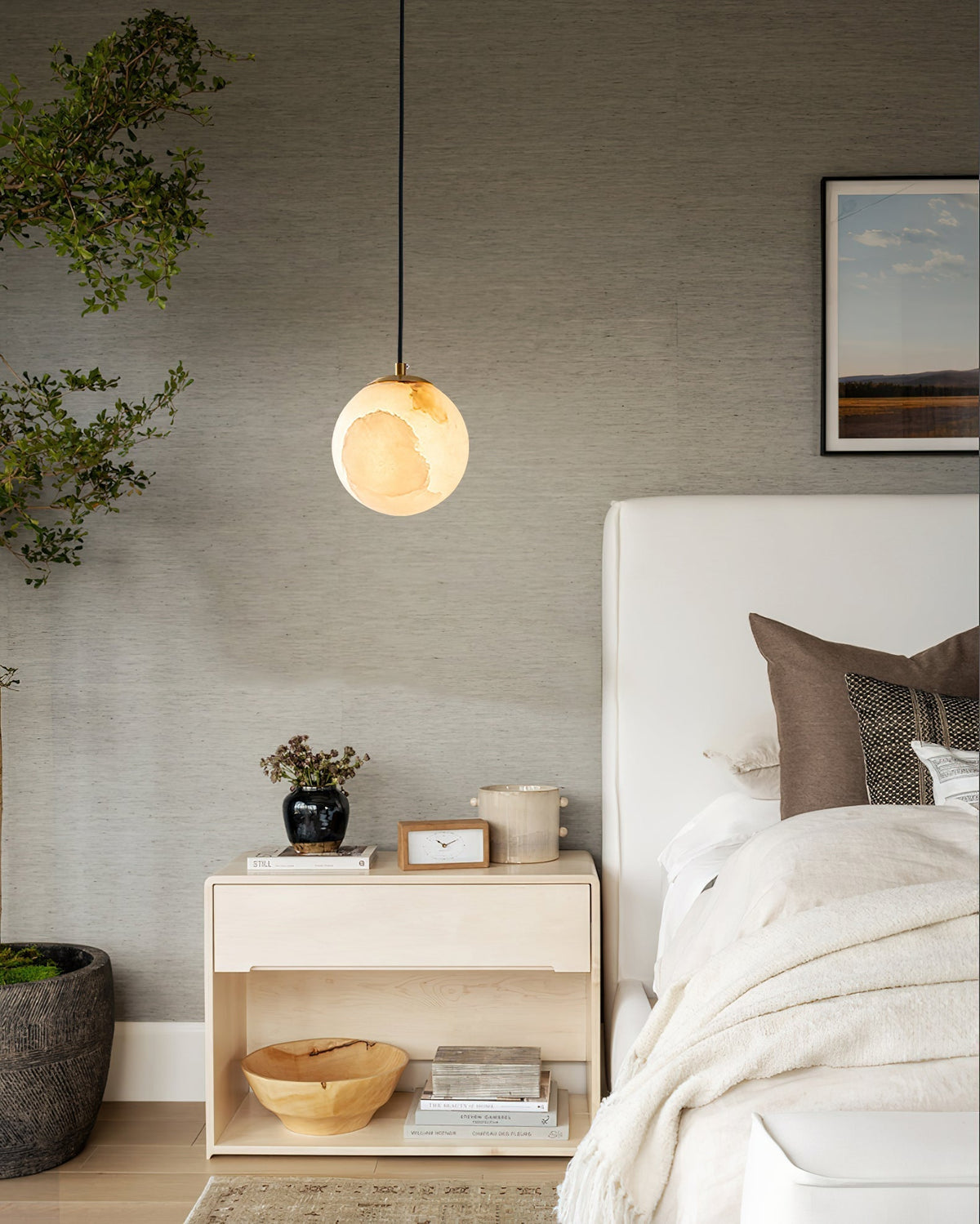 Uphaara Alabaster Pendant Light-Relic Pieces