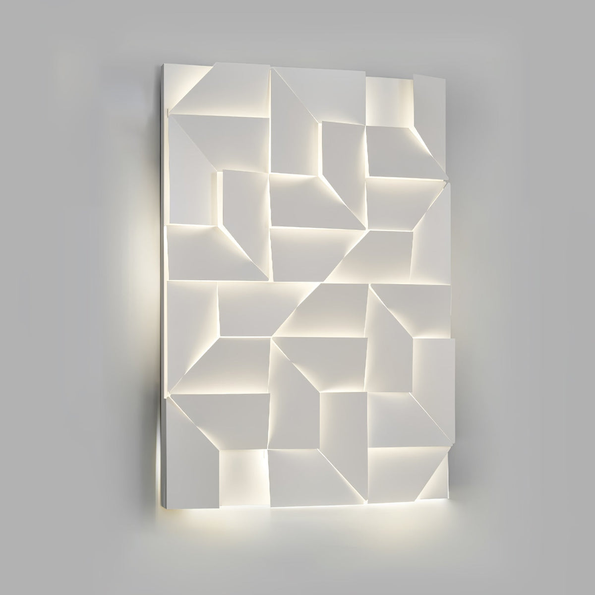 Wynor Shadows Grand Sconce Wall Lamp