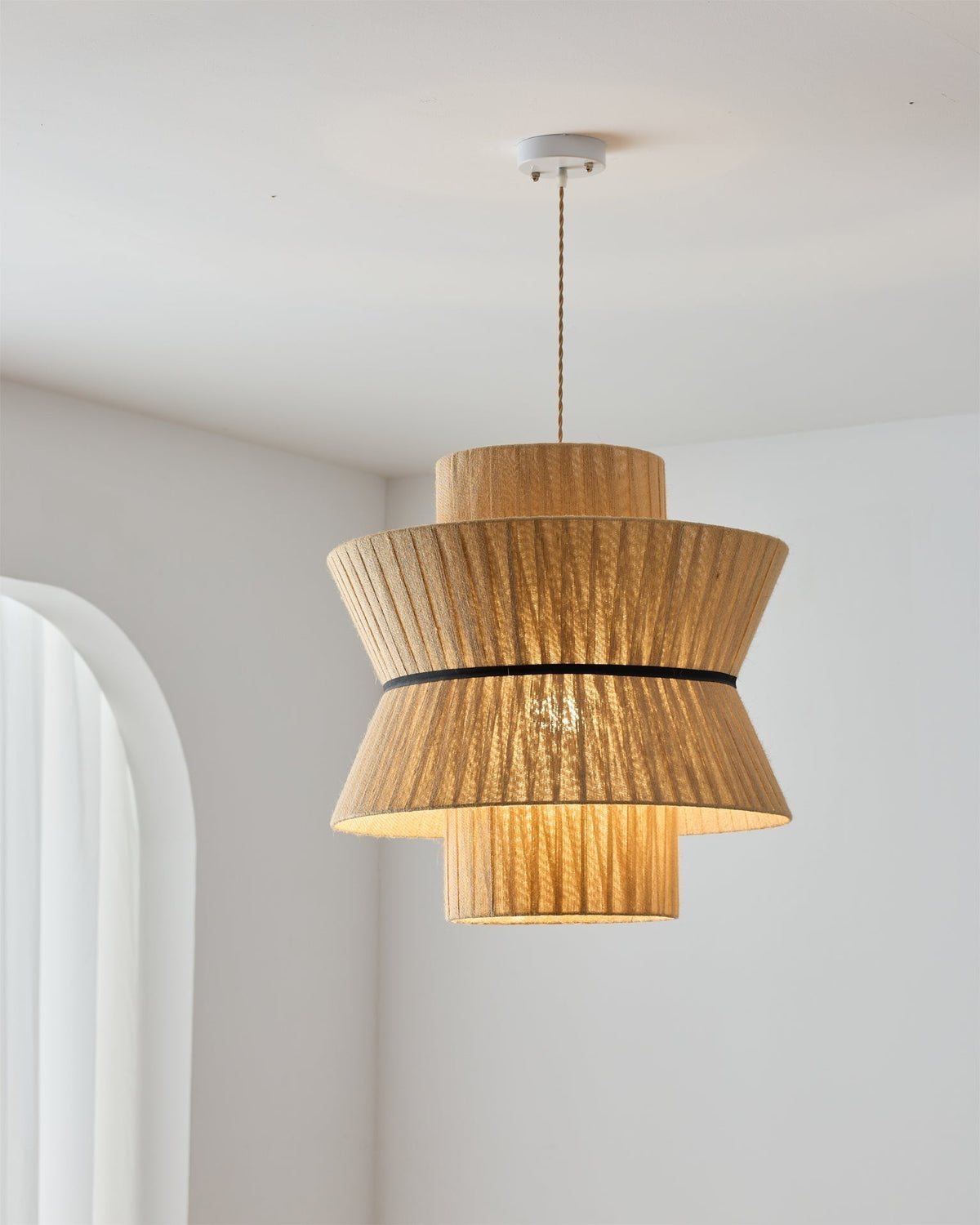 Maevy Pendant Light