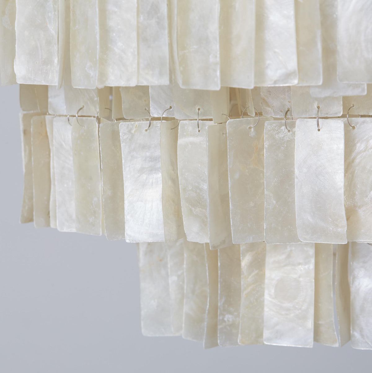 Coraise Luxury Shell Pendant Light