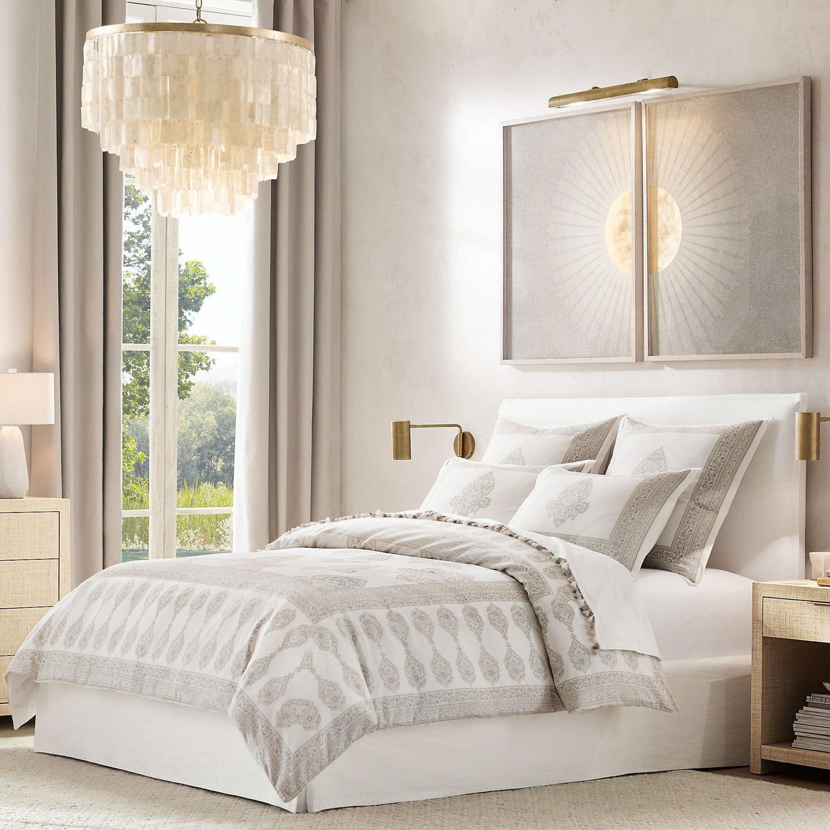 Coraise Luxury Shell Pendant Light