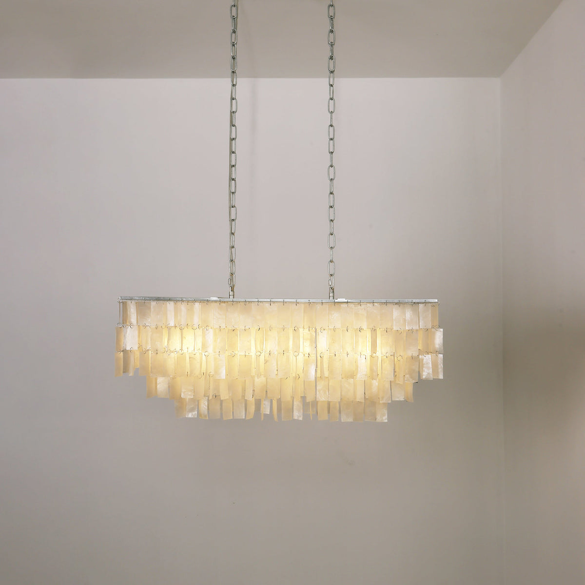 Coraise Luxury Shell Pendant Light