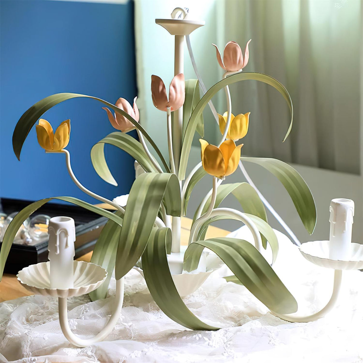 Aveniena Chandelier