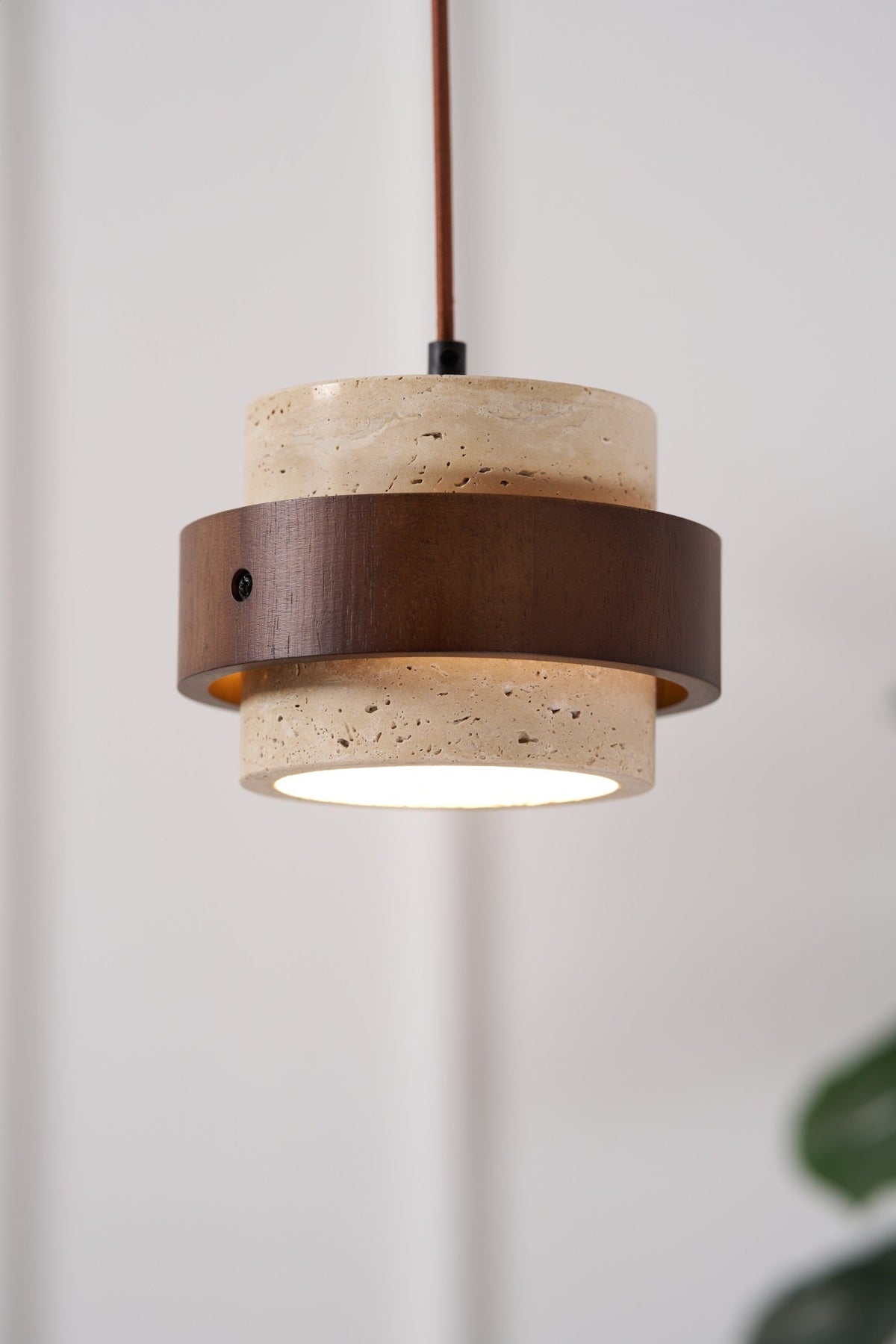 Tavrian Swag Pendant Lamp