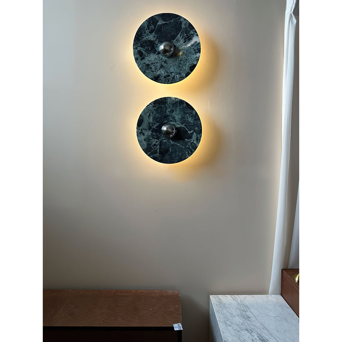 Nereenne Marble Wall Lamp