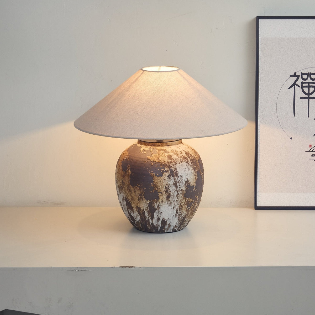 Virairielle Table Lamp