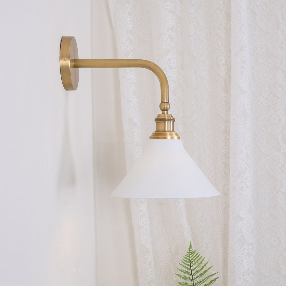 Rivelira Ceramics Wall Lamp