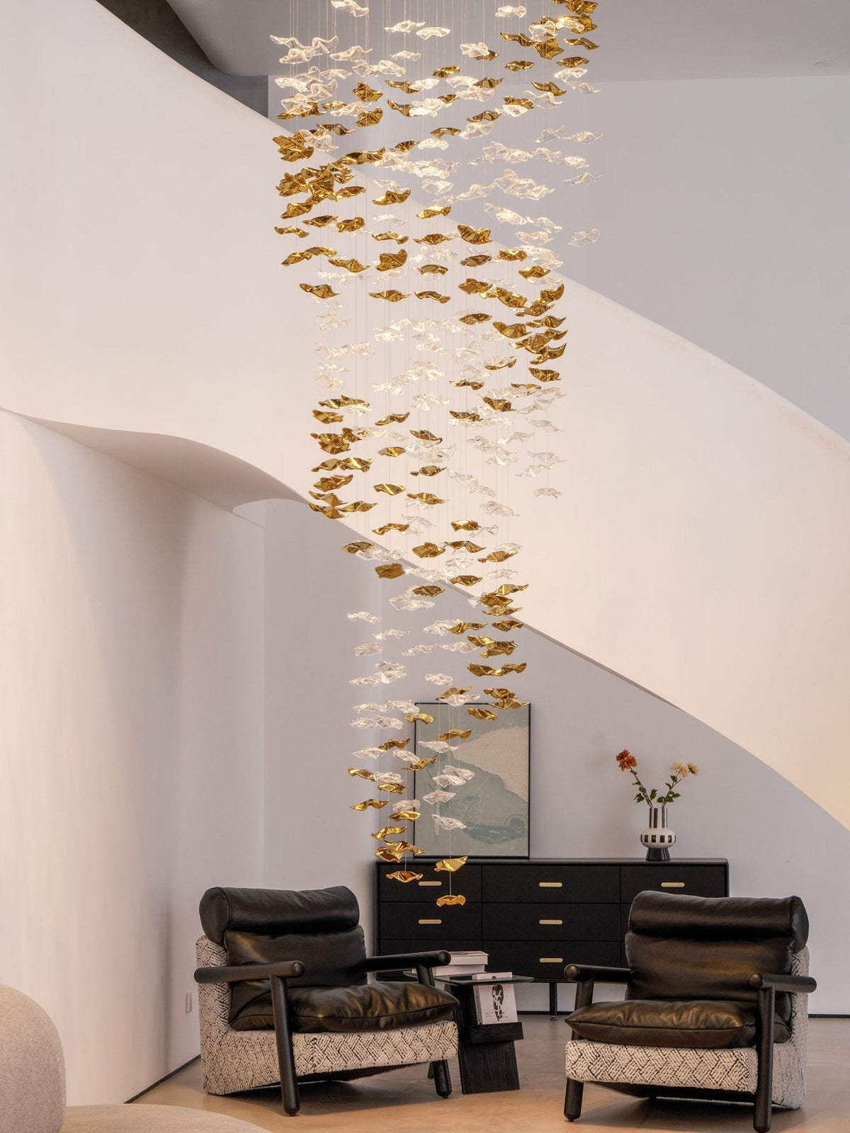 Lisk Luxury Brass Linear Chandelier