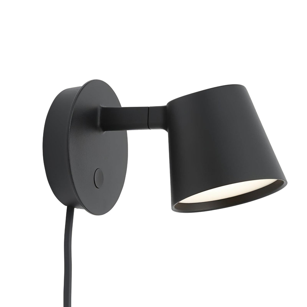 Caelwyn Core Wall Lamp
