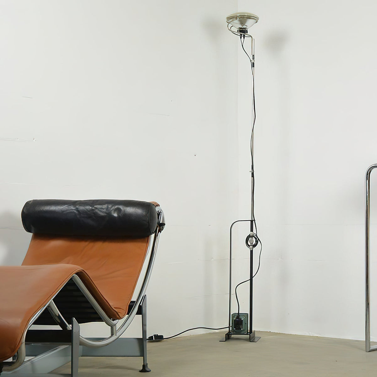 Calenaya Floor Lamp