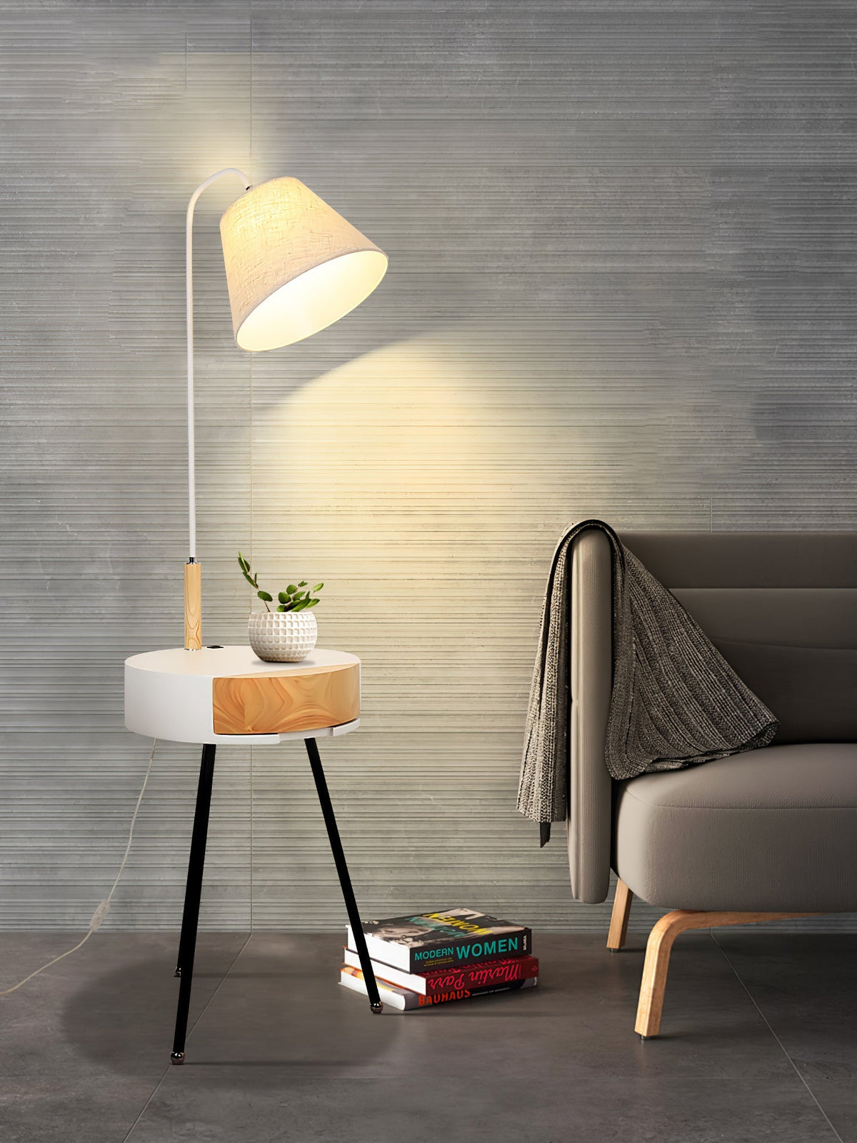 Fioeria Alder Tripod Fabric Floor Lamp