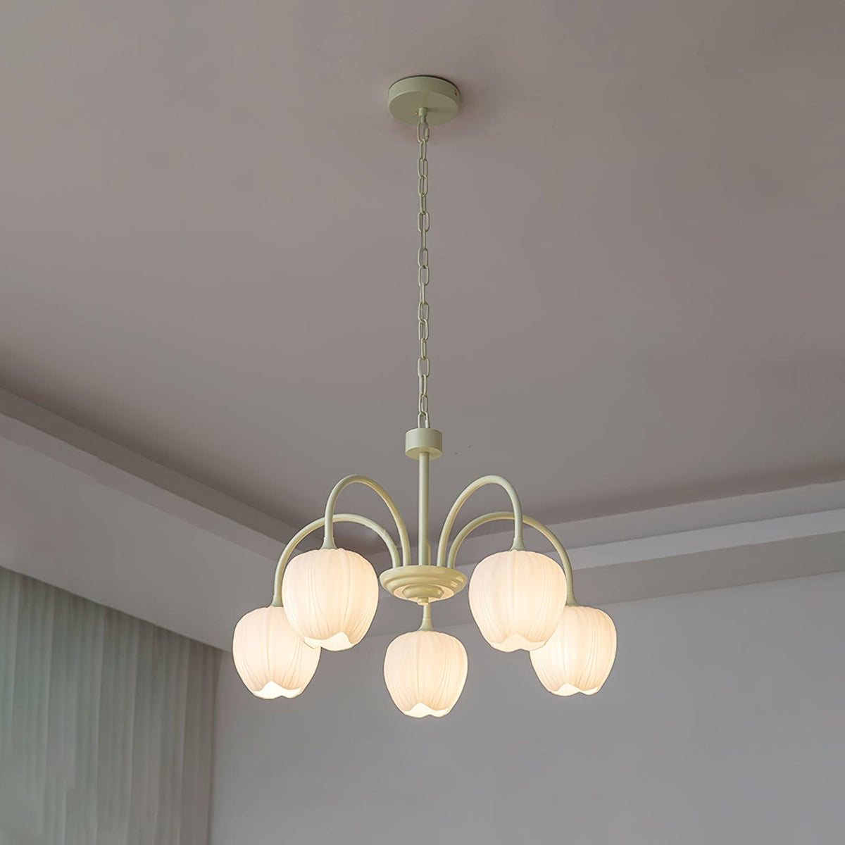 Fairmere Tulip Matcha Chandelier