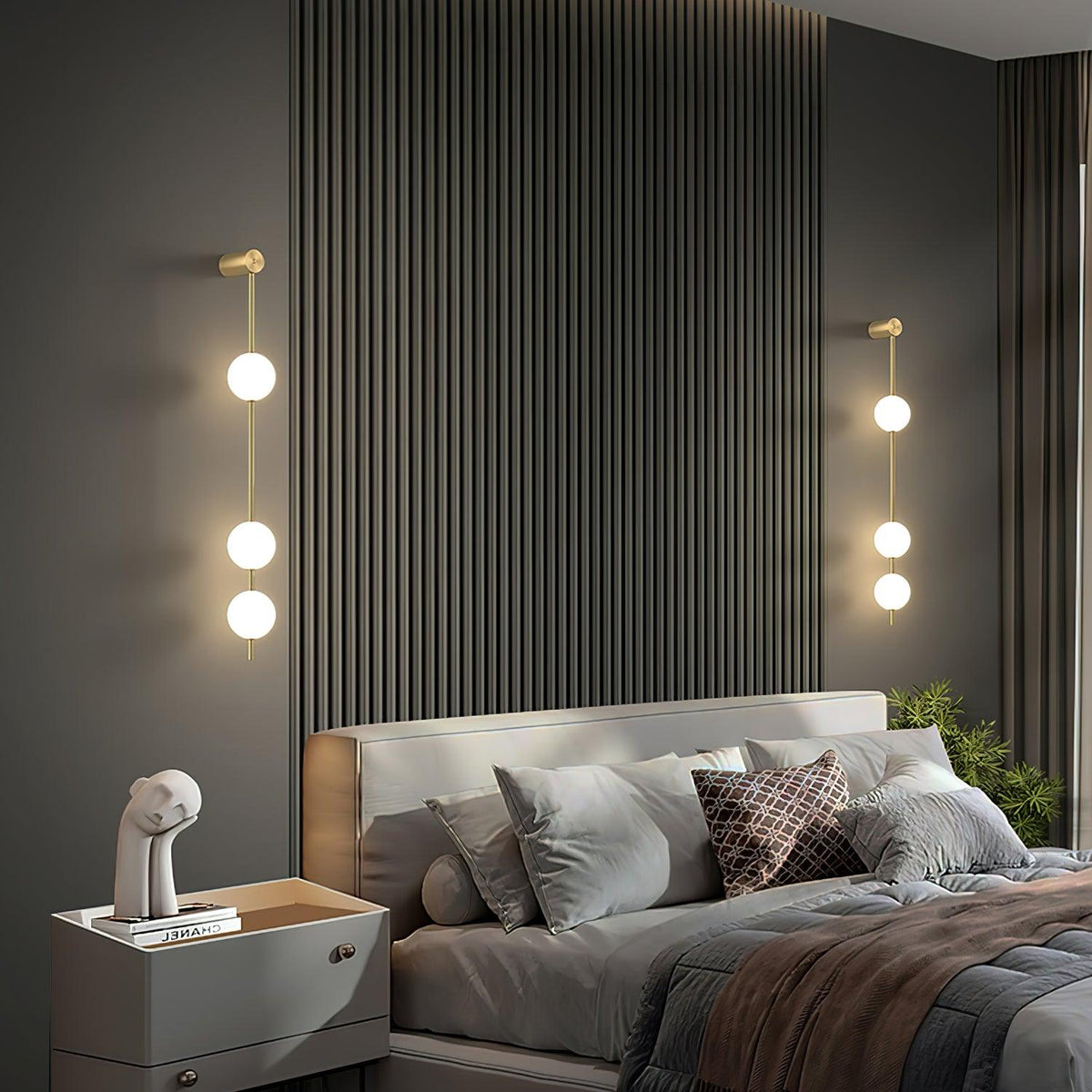 Bugogek Vertical Balls Wall Lamp