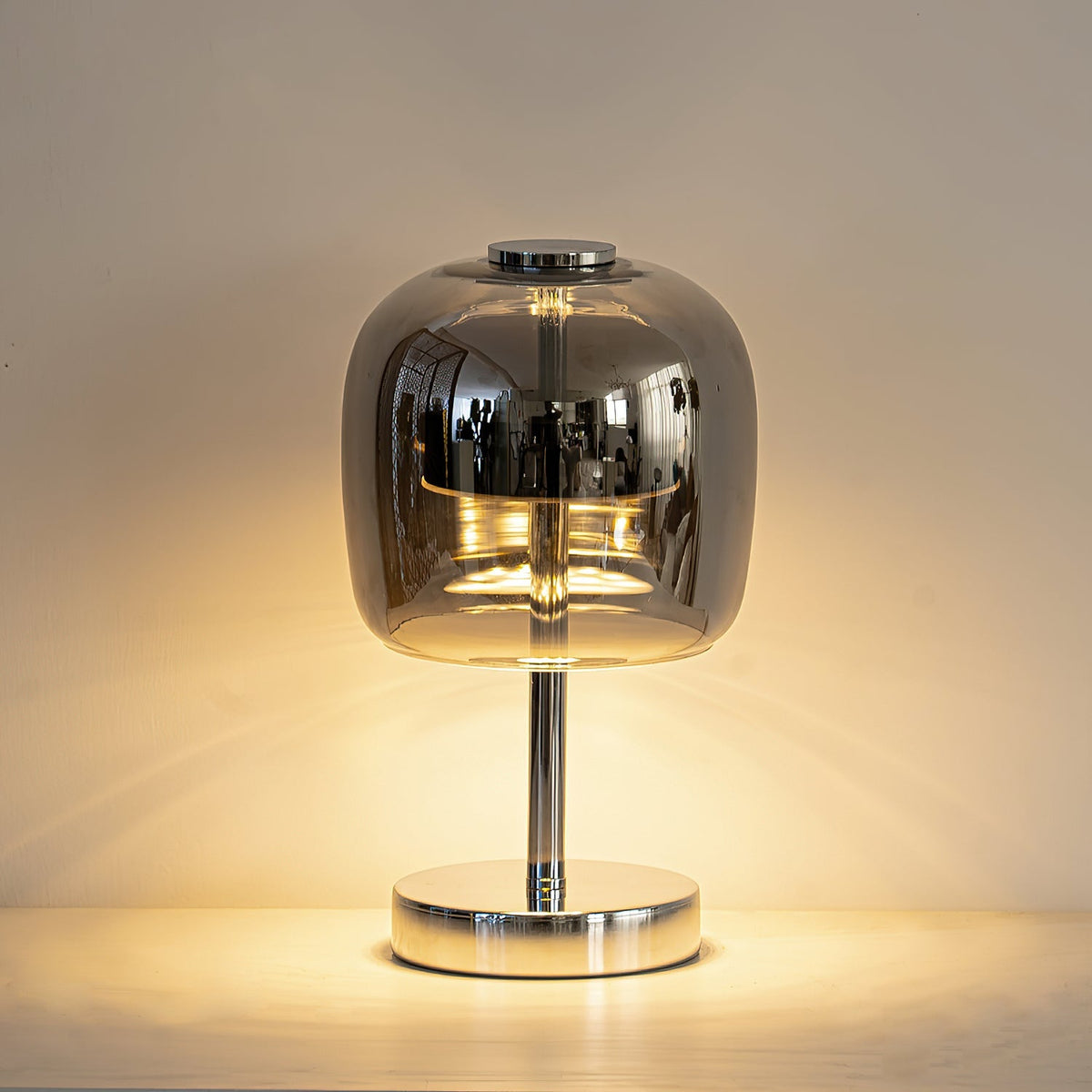 Viraelaine Table Lamp