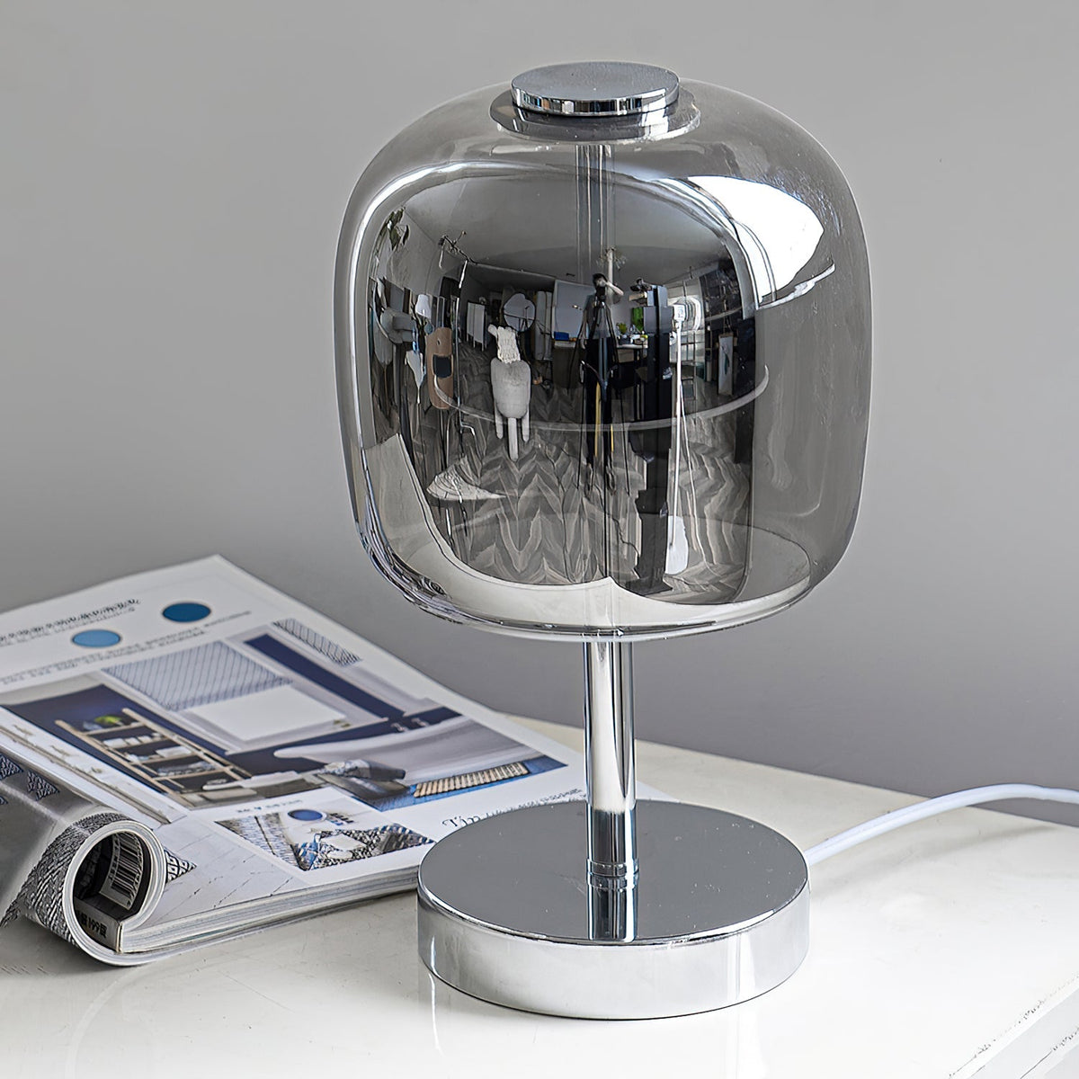 Viraelaine Table Lamp