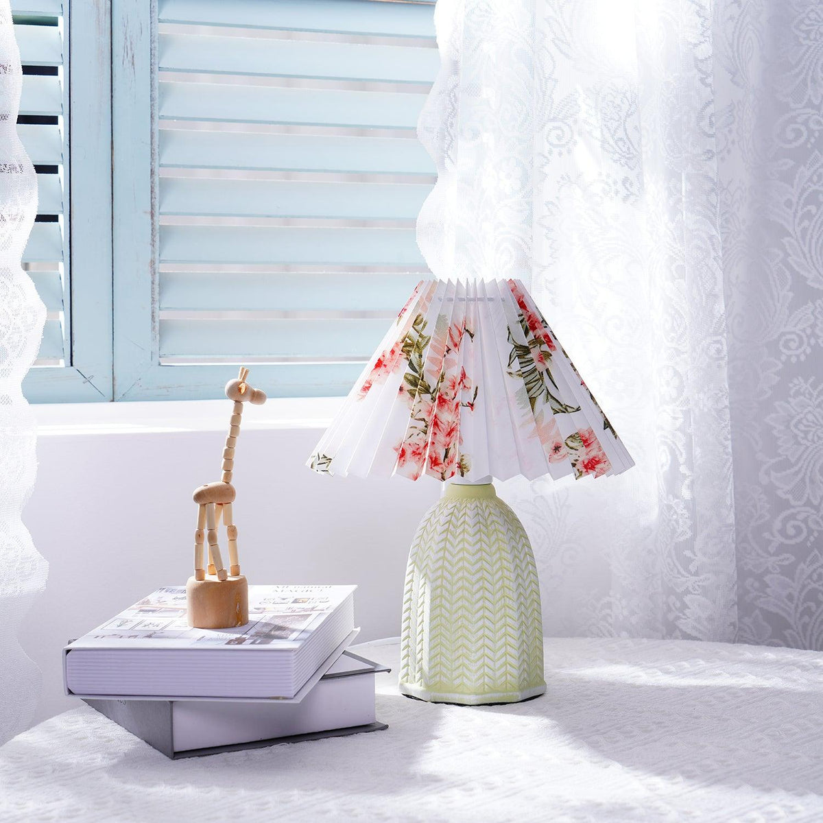 Xenlor Fabric Vintage Table Lamp