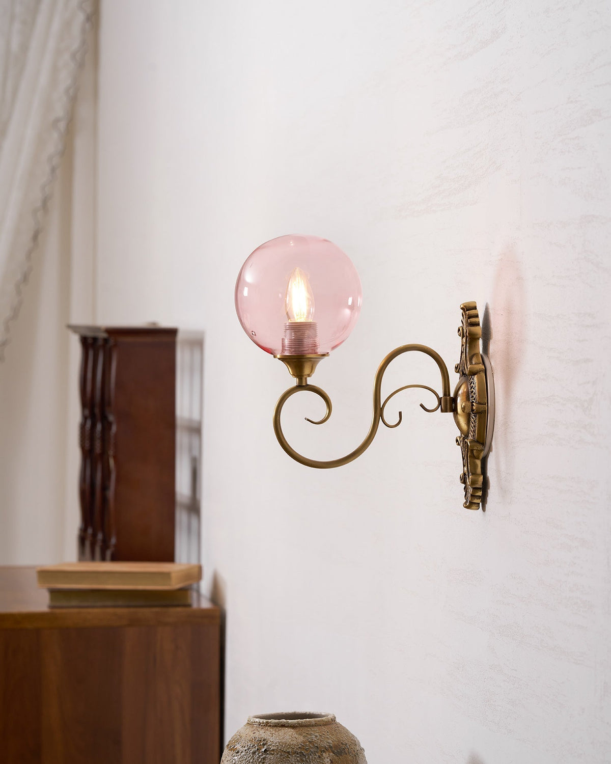 Miralaria Sconce Wall Lamp