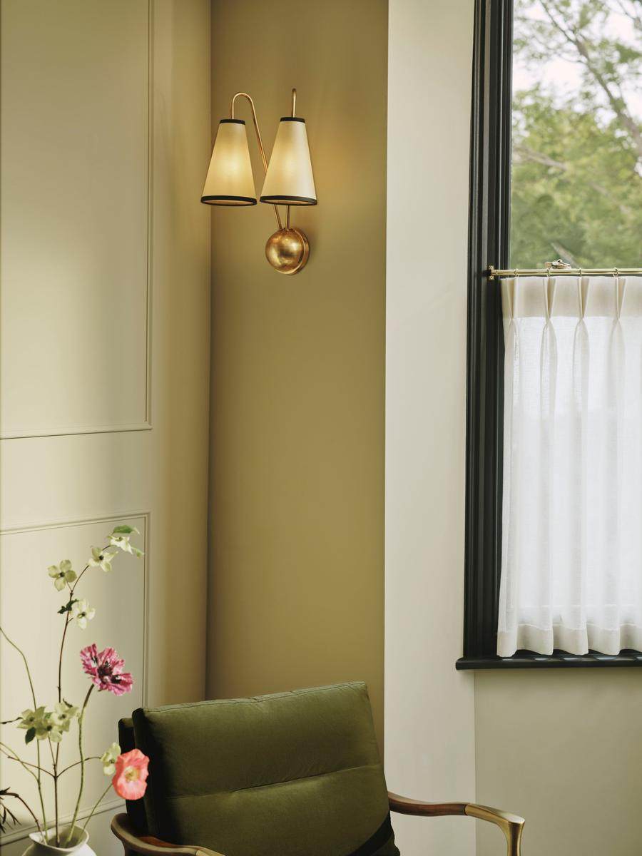 Ciroeria Twin Wall Light