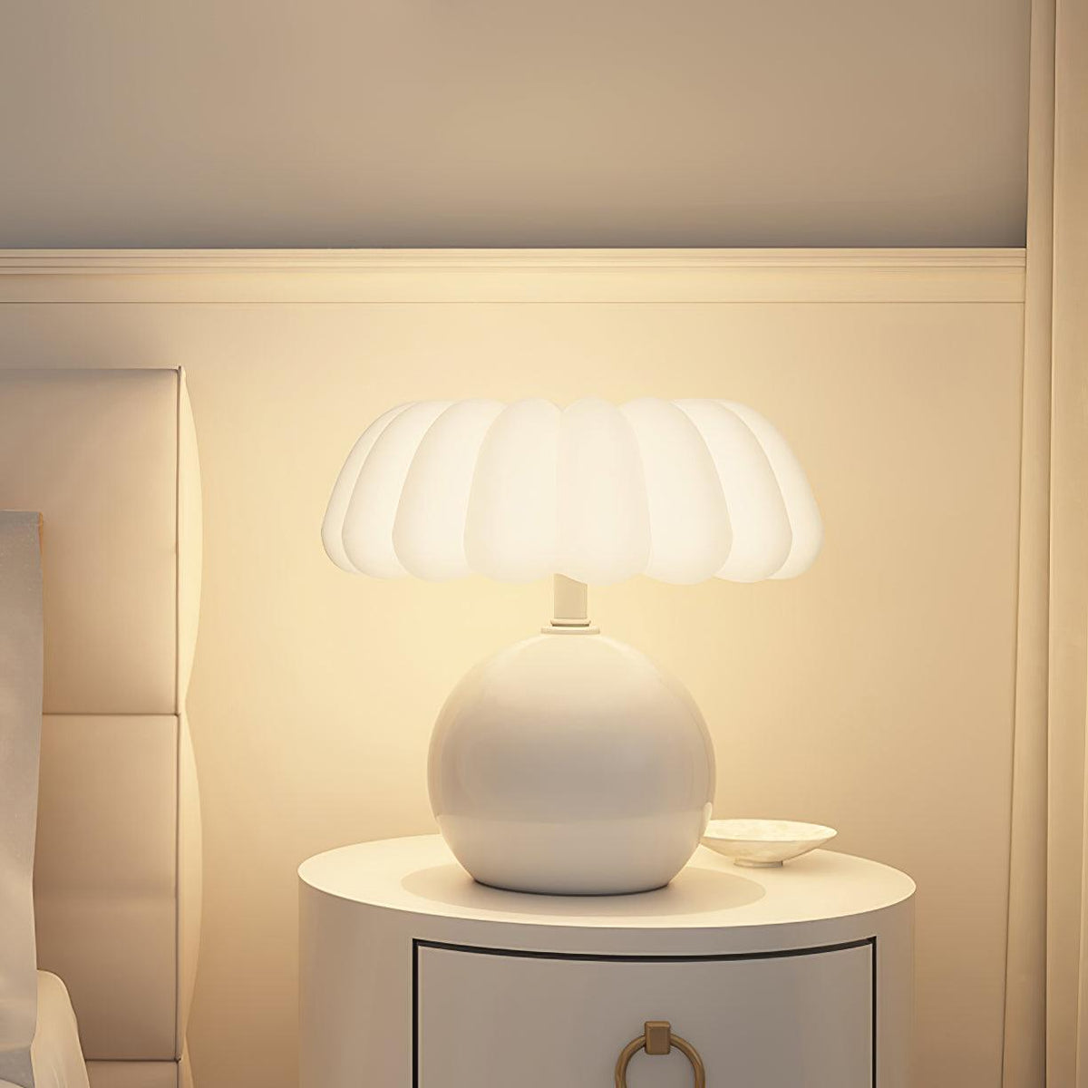 Elaeelle Table Lamp