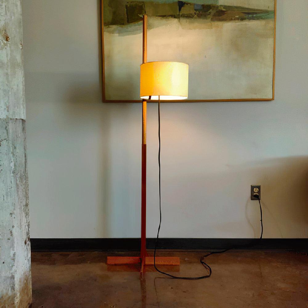 Selinira Floor Lamp