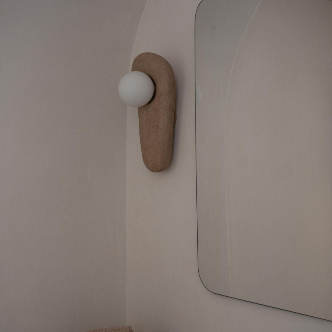 Eiraraine Resin Glass Wall Lamp