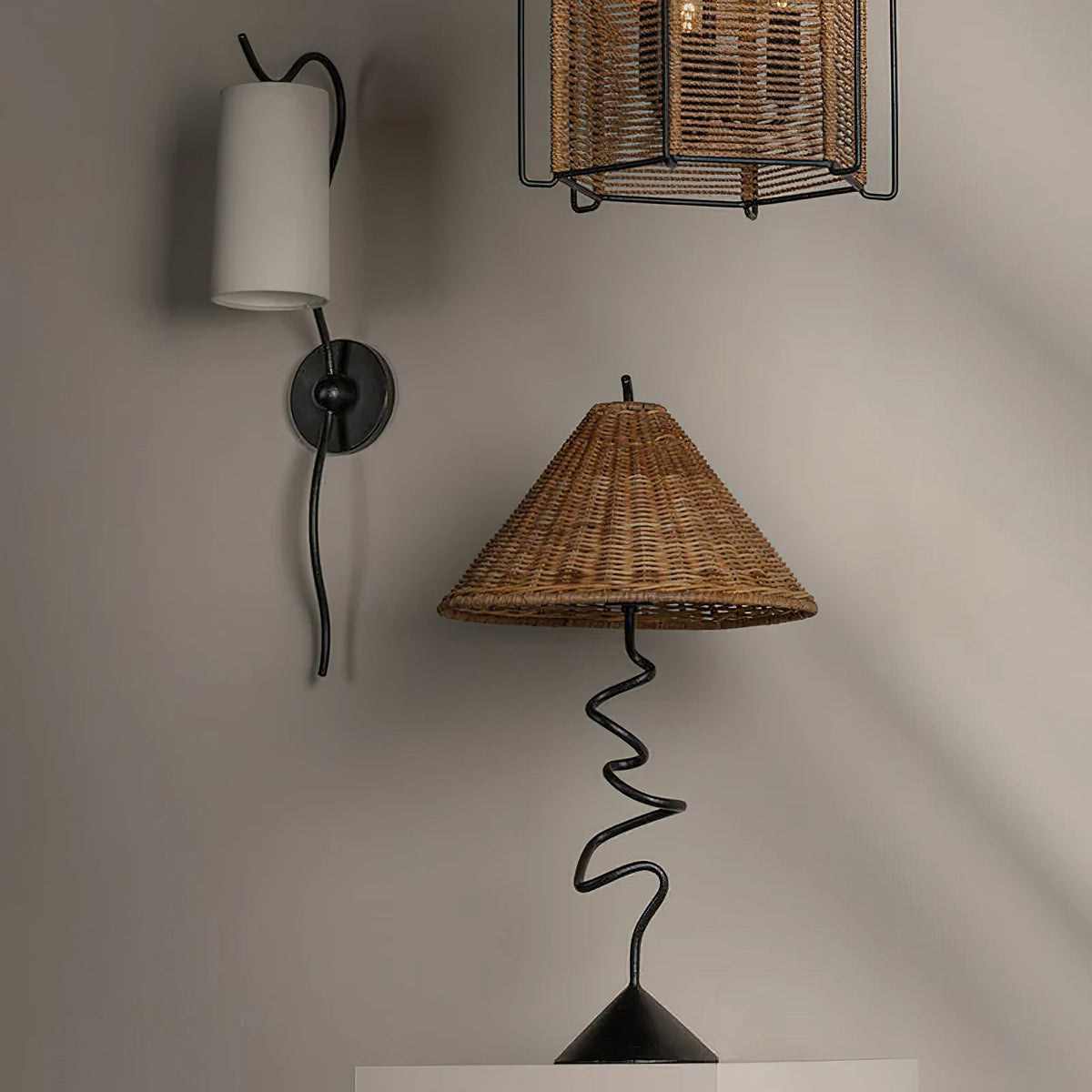 Arierina Rattan Table Lamp