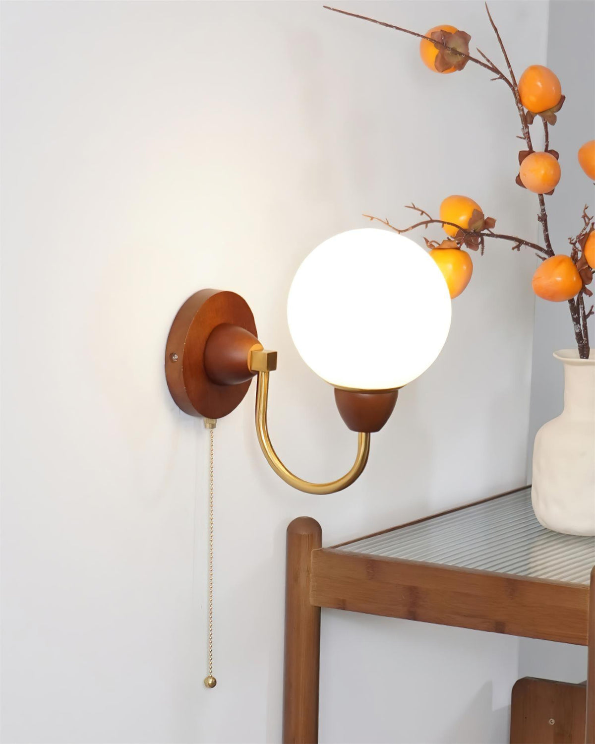 Rinielia Wooden Wall Lamp