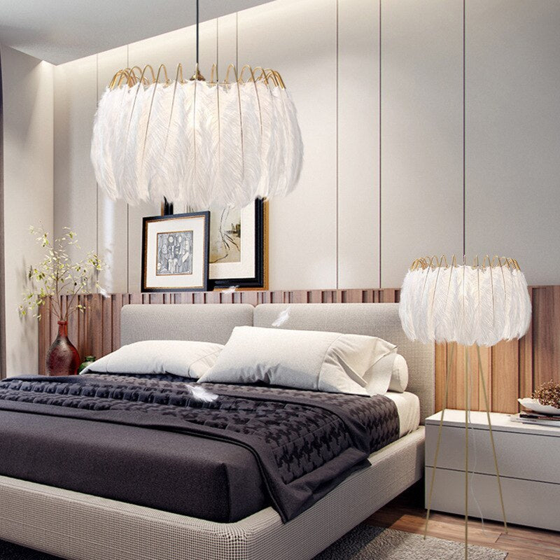 Nasesil Elegant Feather Pendant Light, Black/White, Bedroom/Living Room