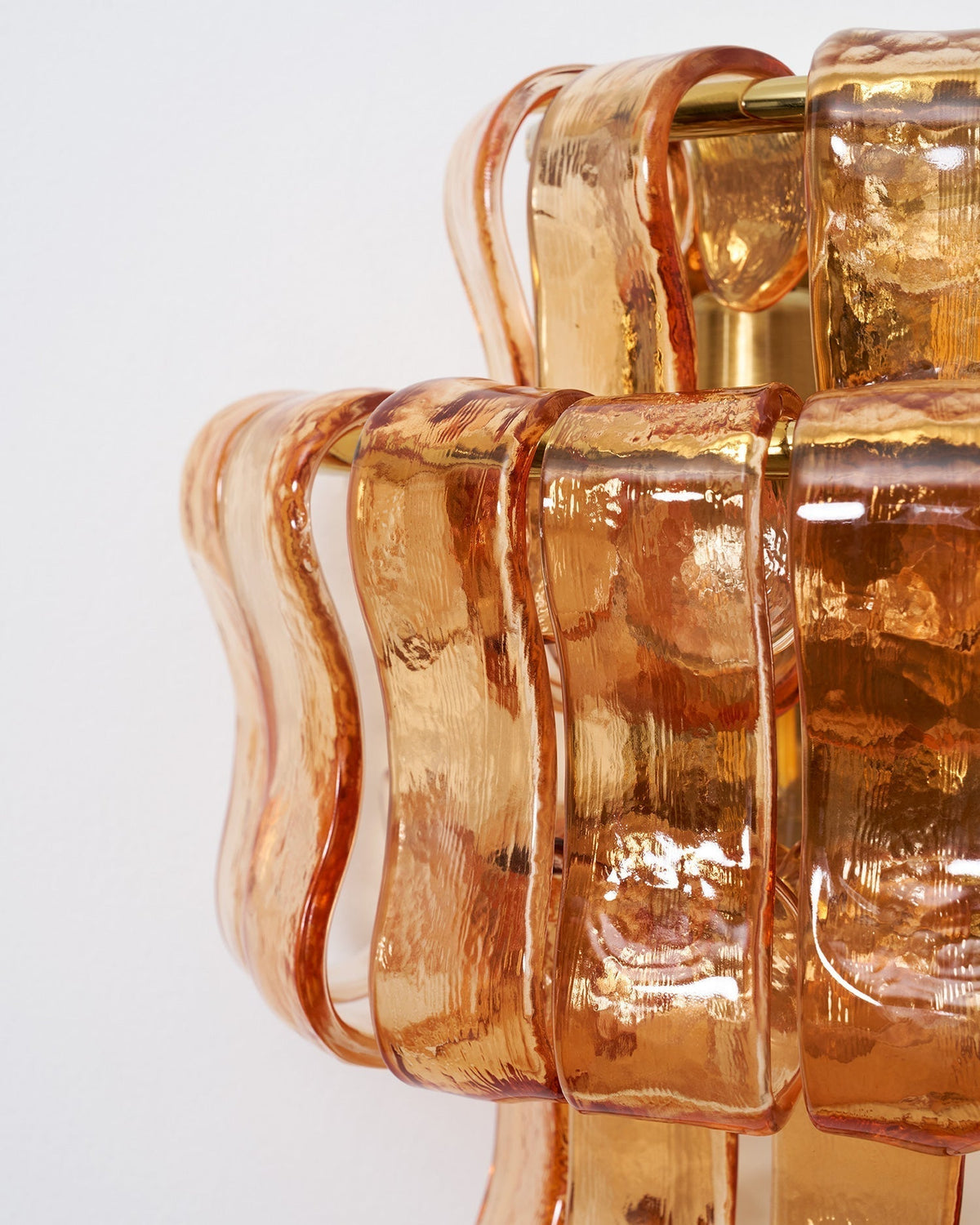 Aveniira Wall Lamp