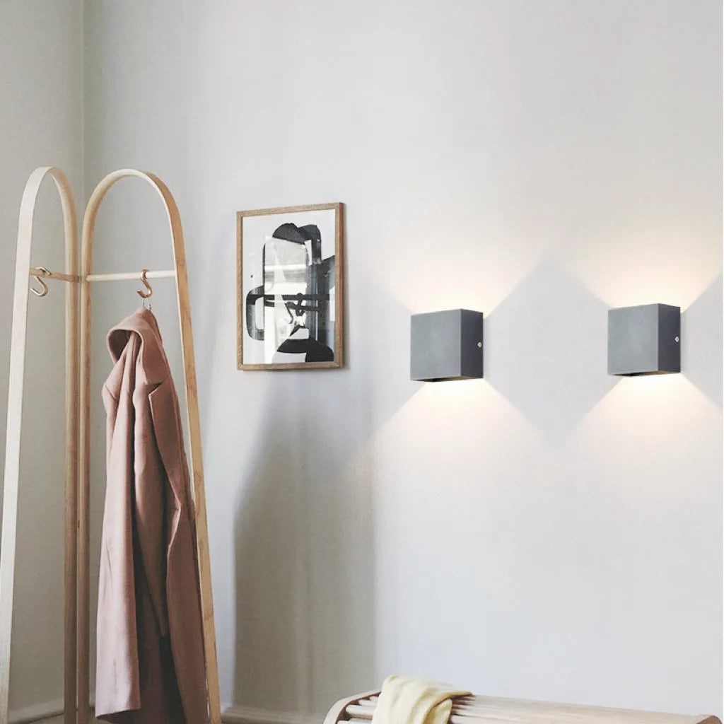 Eronil Modern Adjustable Square Outdoor Wall Lamp LED-Relic Pieces