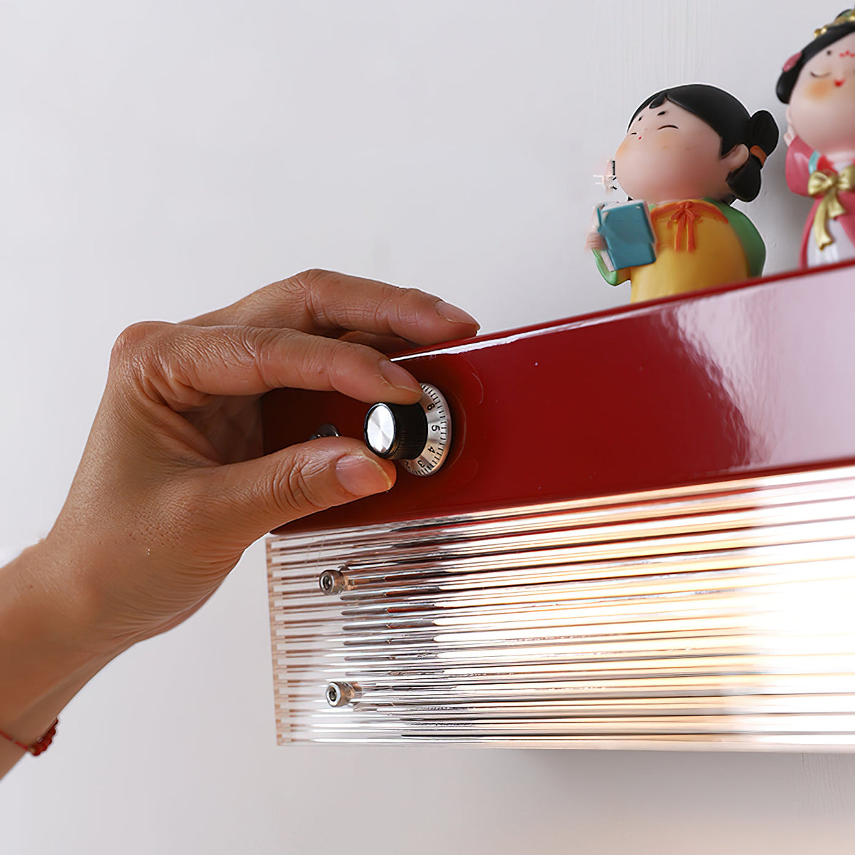 Ziggy Wall Lamp